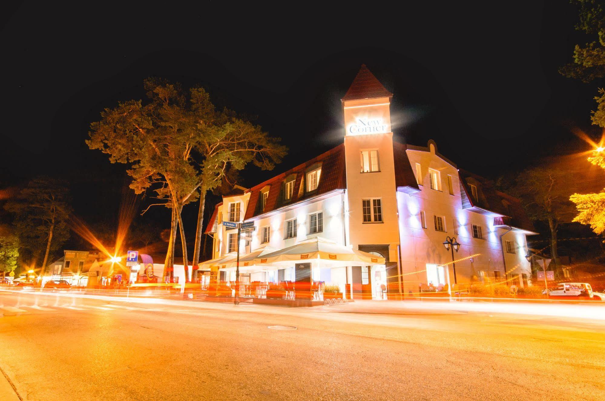 Hotel New Corner Niechorze Exterior foto